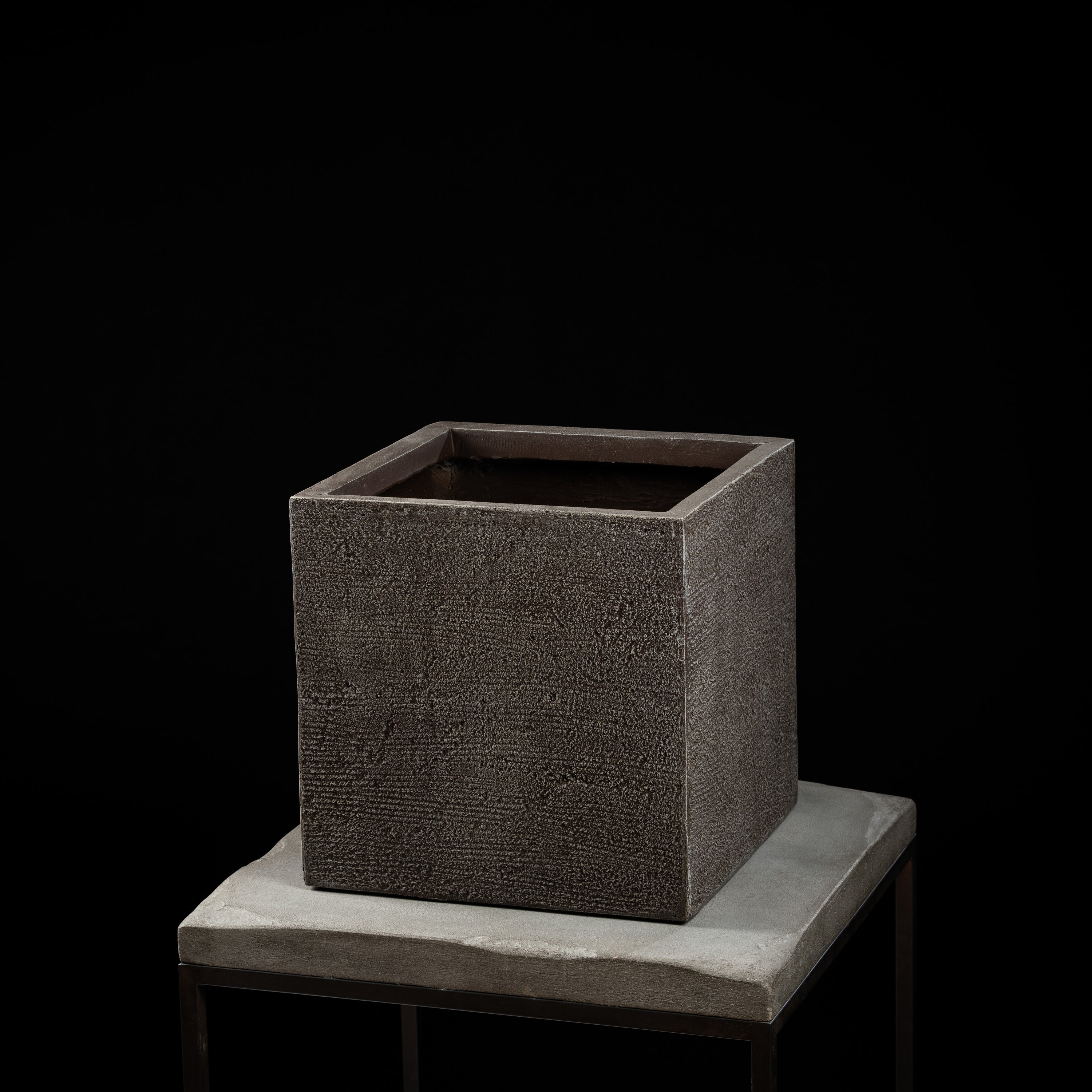 Cache-pot décoratif Bac Carré Quartz 40 cm — visuel produit, design contemporain pour intérieur