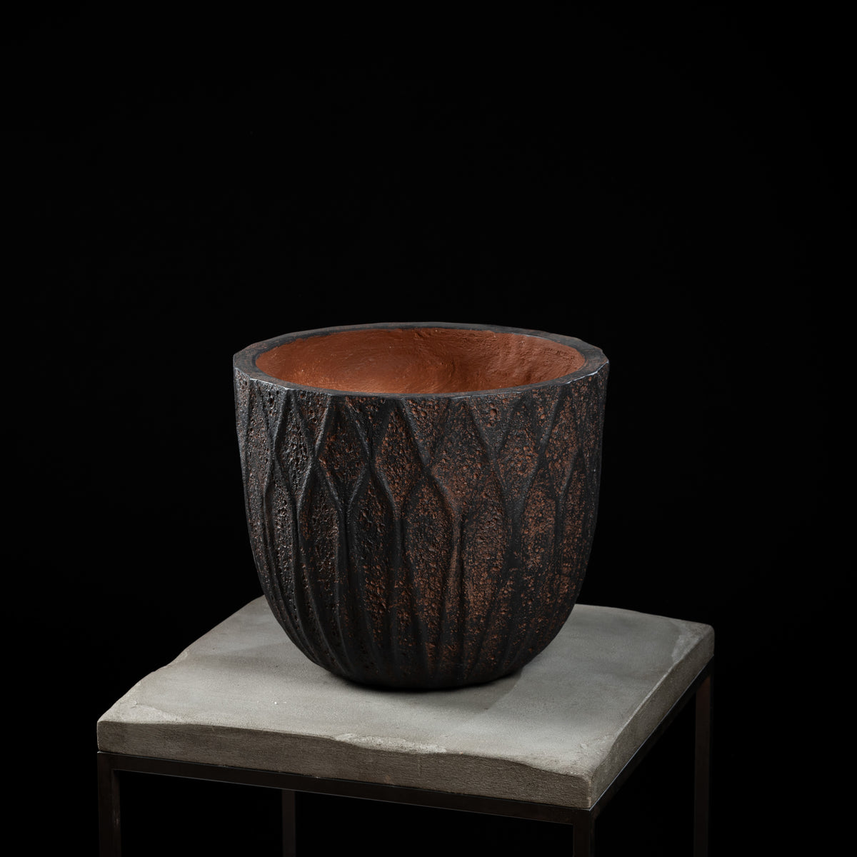 Cache-pot décoratif Haut Antique 38.5 cm — visuel produit, design contemporain pour intérieur