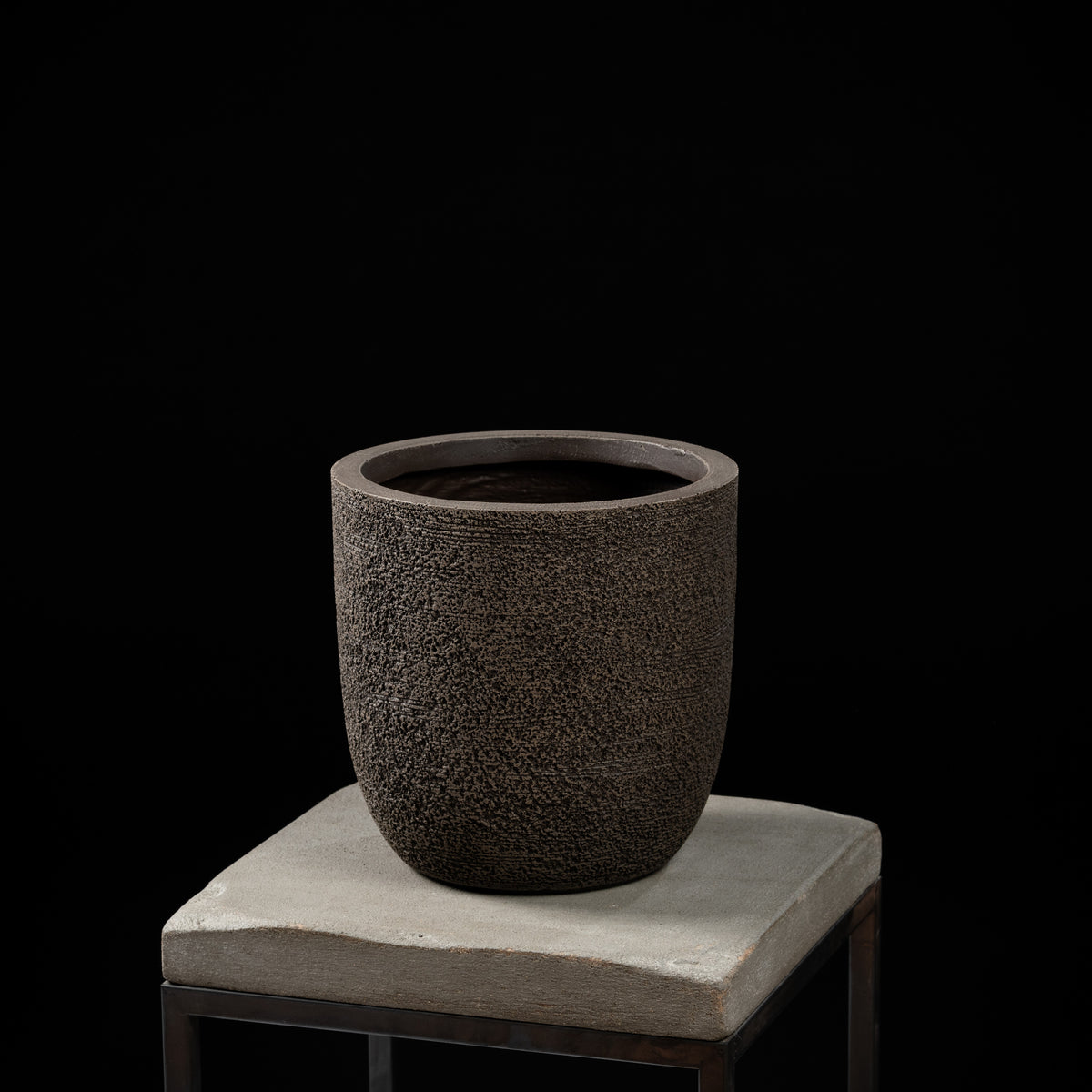 Cache-pot décoratif Quartz 28 cm — visuel produit, design contemporain pour intérieur