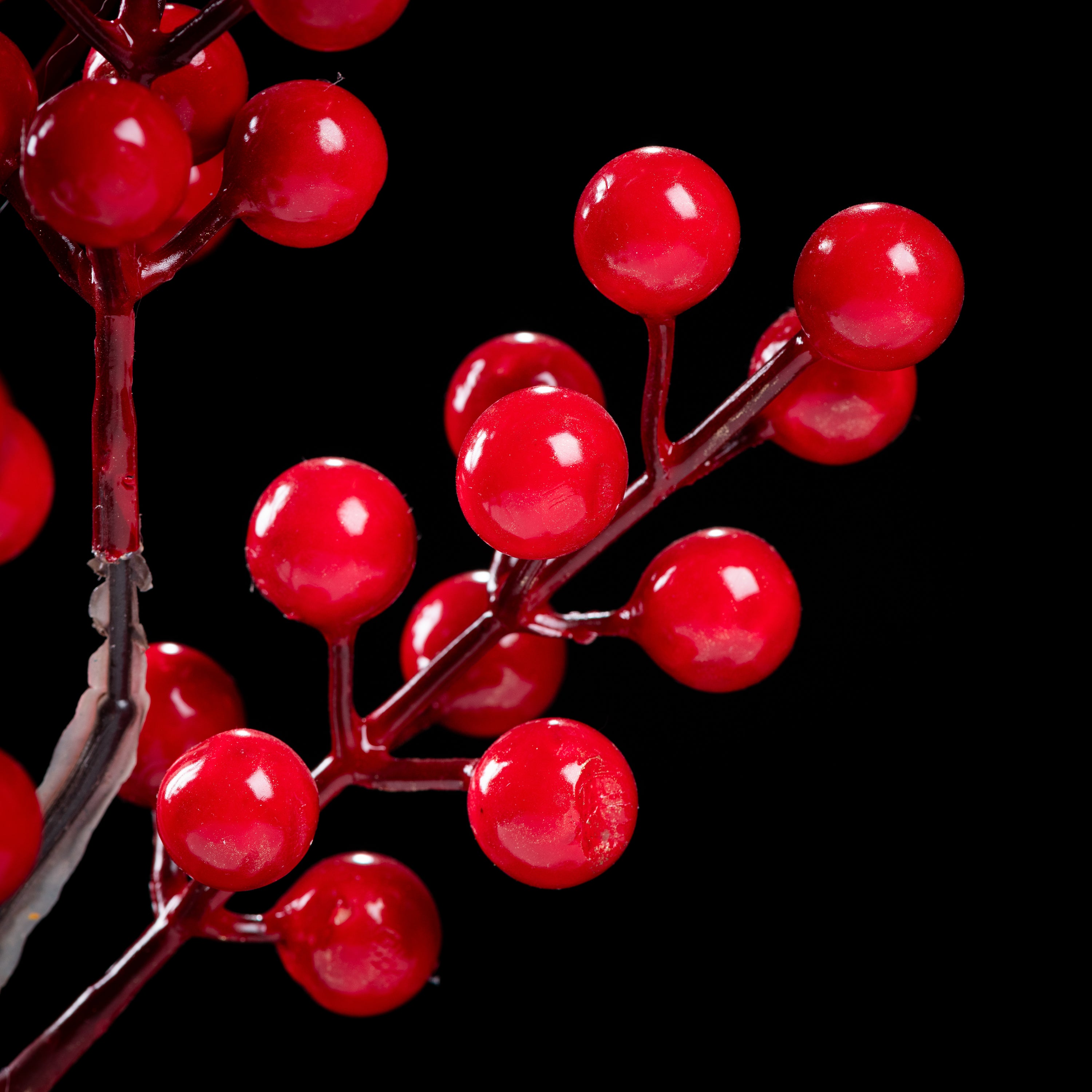 Branche de baies artificielle 50 cm — détail feuillage réaliste, sans entretien