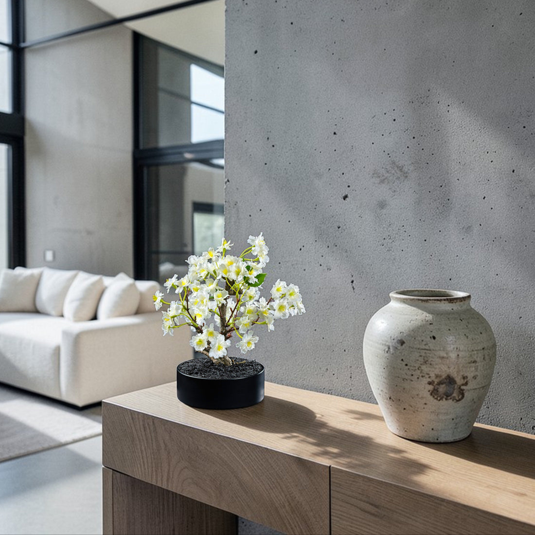 Bonsaï artificiel Cerisier 30 cm en mise en scène salon — décoration intérieure réaliste