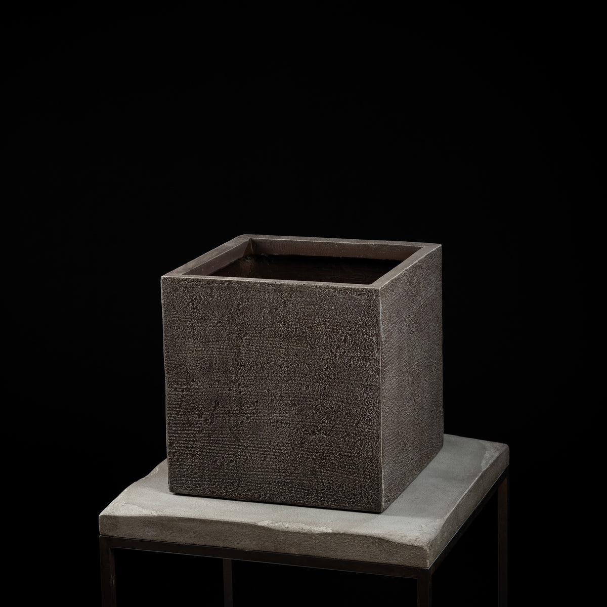 Cache-pot décoratif Bac Carré Quartz 40 cm — visuel produit, design contemporain pour intérieur