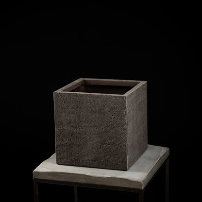Cache-pot décoratif Bac Carré Quartz 40 cm — visuel produit, design contemporain pour intérieur