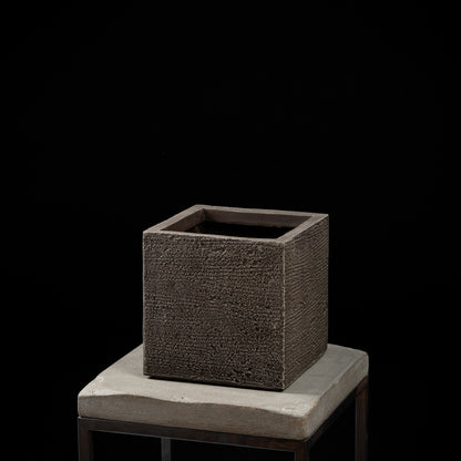 Cache-pot décoratif Bac Carré Quartz 25.5 cm — visuel produit, sans entretien pour intérieur