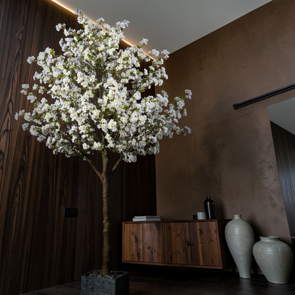 Cerisier du Japon en mise en scène salon — cerisier du Japon artificiel idéal pour décoration intérieure moderne