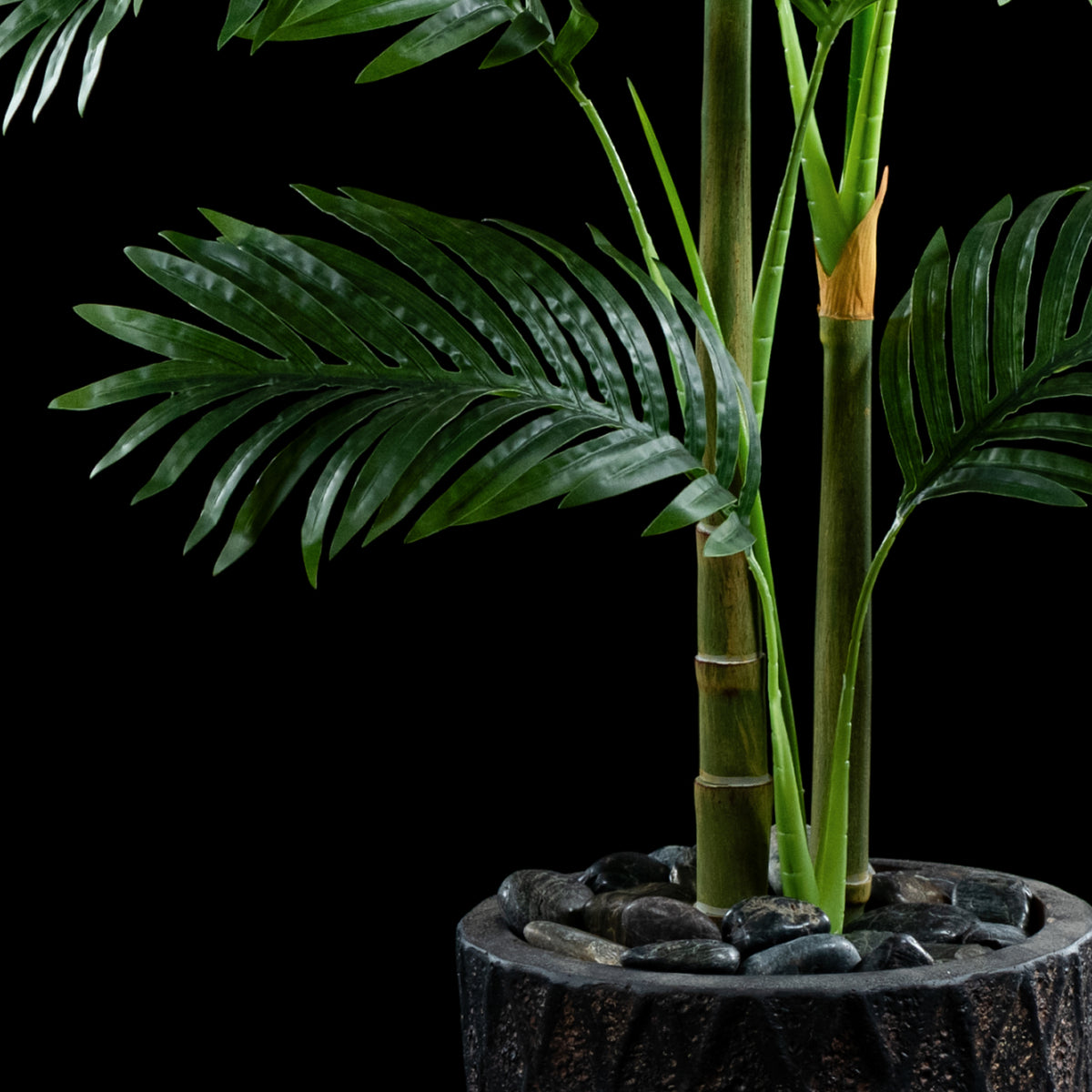 Cache-pot décoratif Palmier Areca 110 cm Galan GA — détail feuillage réaliste, design contemporain